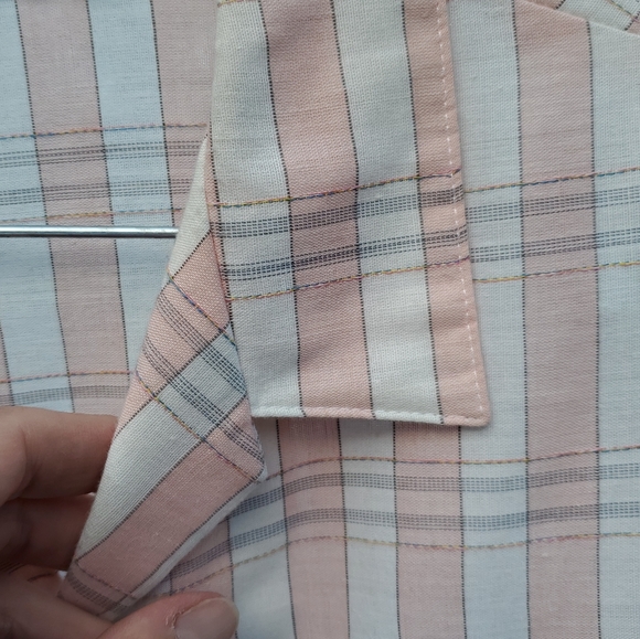 Triumph Men's XL short sleeve button up. Vintage. USA. Used. Pink/White plaid. - Picture 4 of 16